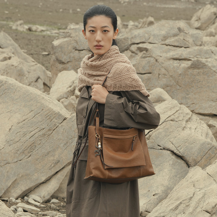 GIIM MII “Huo er ”Series Cowhide shoulder bag HOBO bag