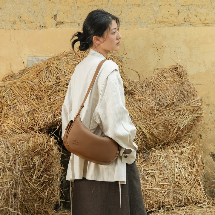 GIIM MII "Vientiane" SeriesHalf-moon bag, cowhide pillow bag single-shoulder cross-body bag  large-capacity soft bag