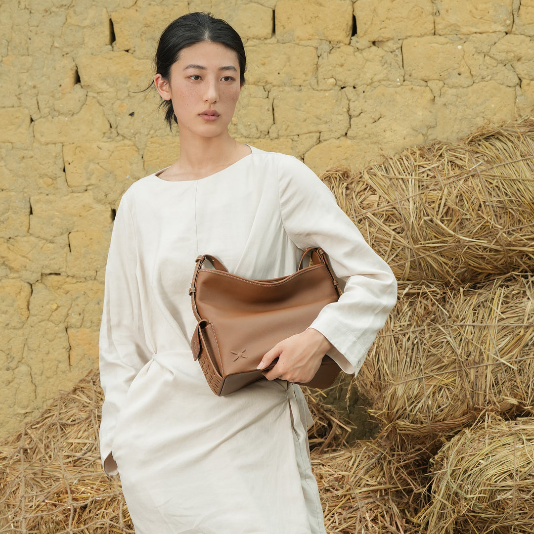 GIIM MII "Vientiane" Series Bucket bag, cowhide messenger bag, cross-body bag, commuter bag, large capacity soft bag