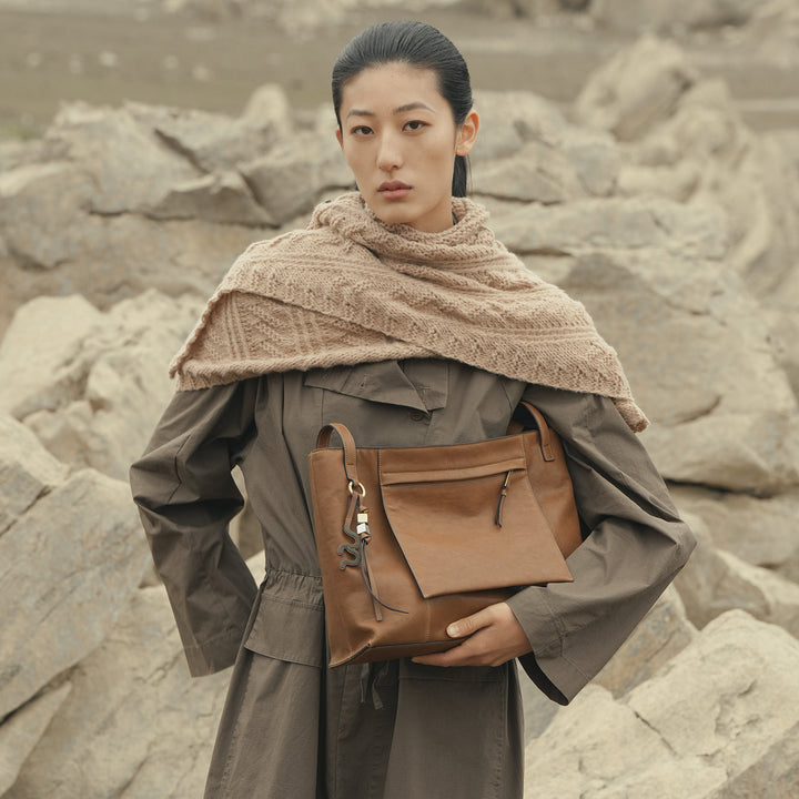 GIIM MII “Huo er ”Series Cowhide shoulder bag HOBO bag
