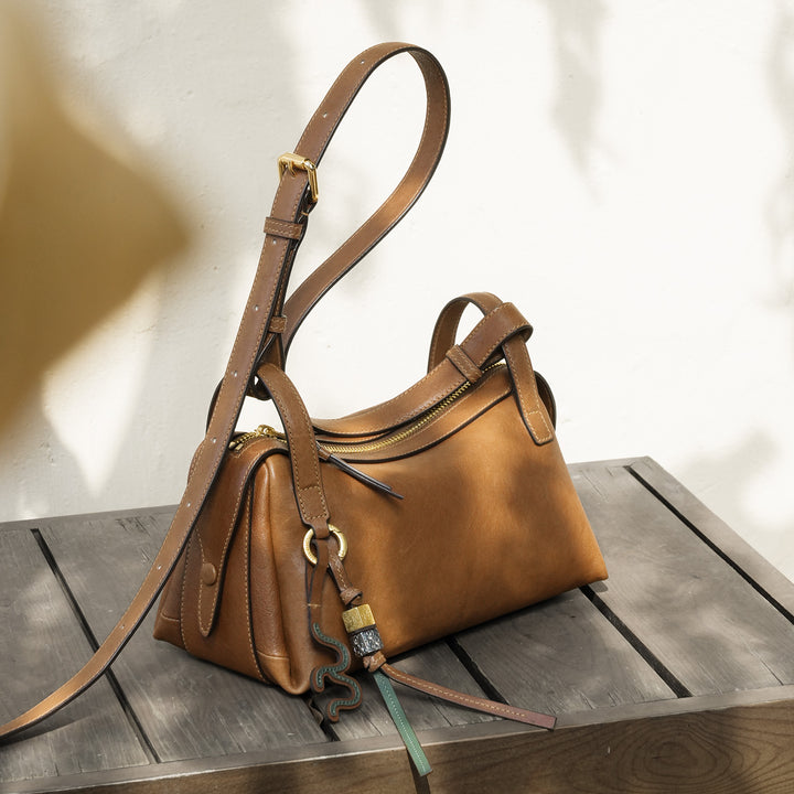 GIIM MII “Huo er ”Series cowhide Pillow bag