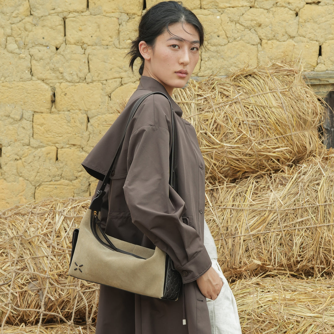 GIIM MII "Vientiane" Series Pillow bag, cowhide messenger bag, cross-body bag, commuter bag, large capacity soft bag