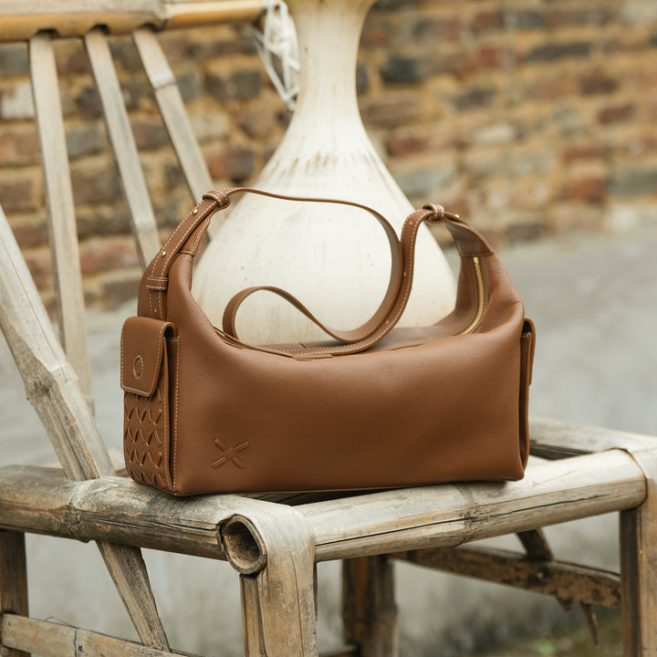 GIIM MII "Vientiane" Series Pillow bag, cowhide messenger bag, cross-body bag, commuter bag, large capacity soft bag